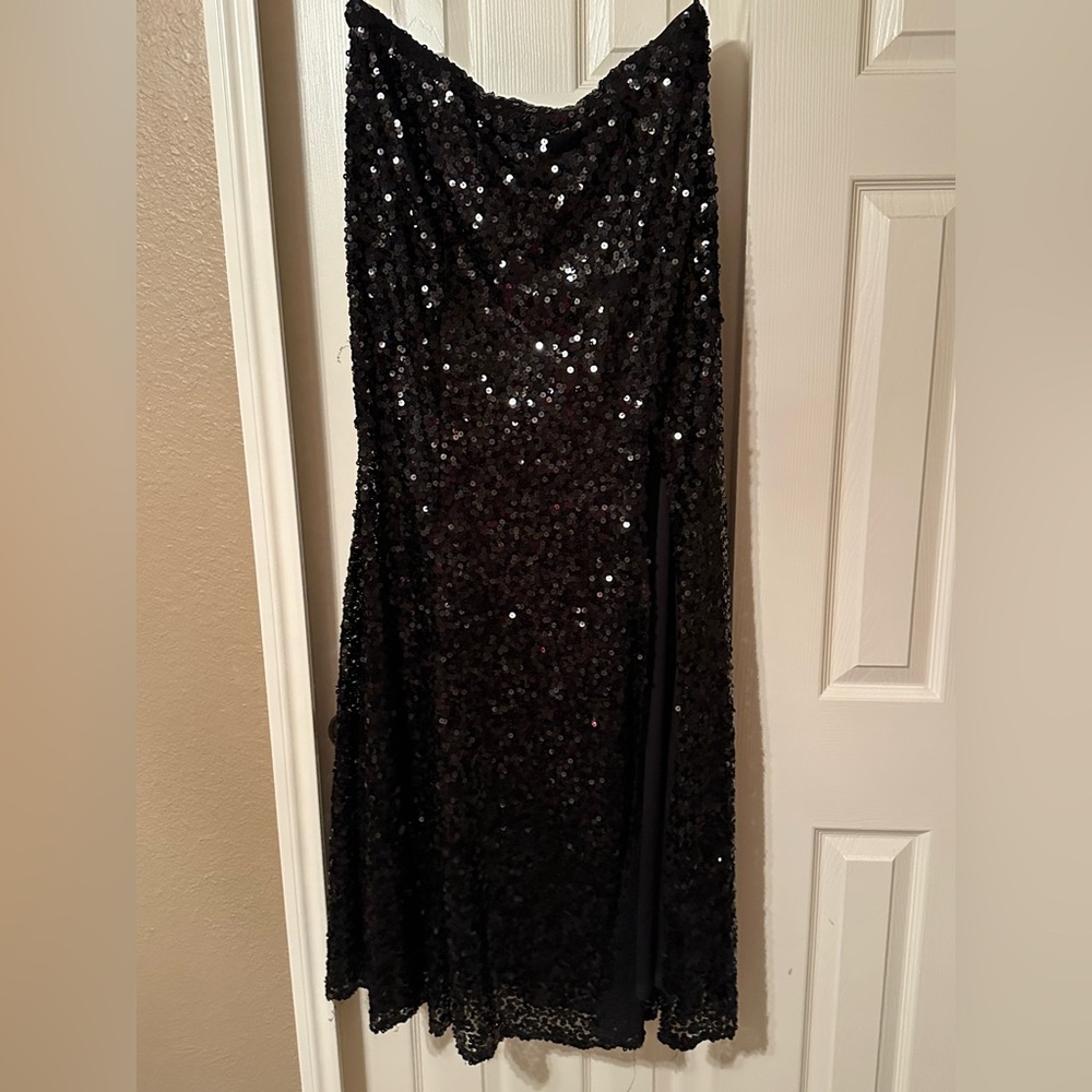 Black Sequin skirt